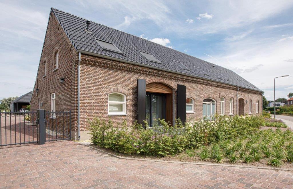 Barn24 - The Stable & The Loft Lägenhet Roggel Exteriör bild